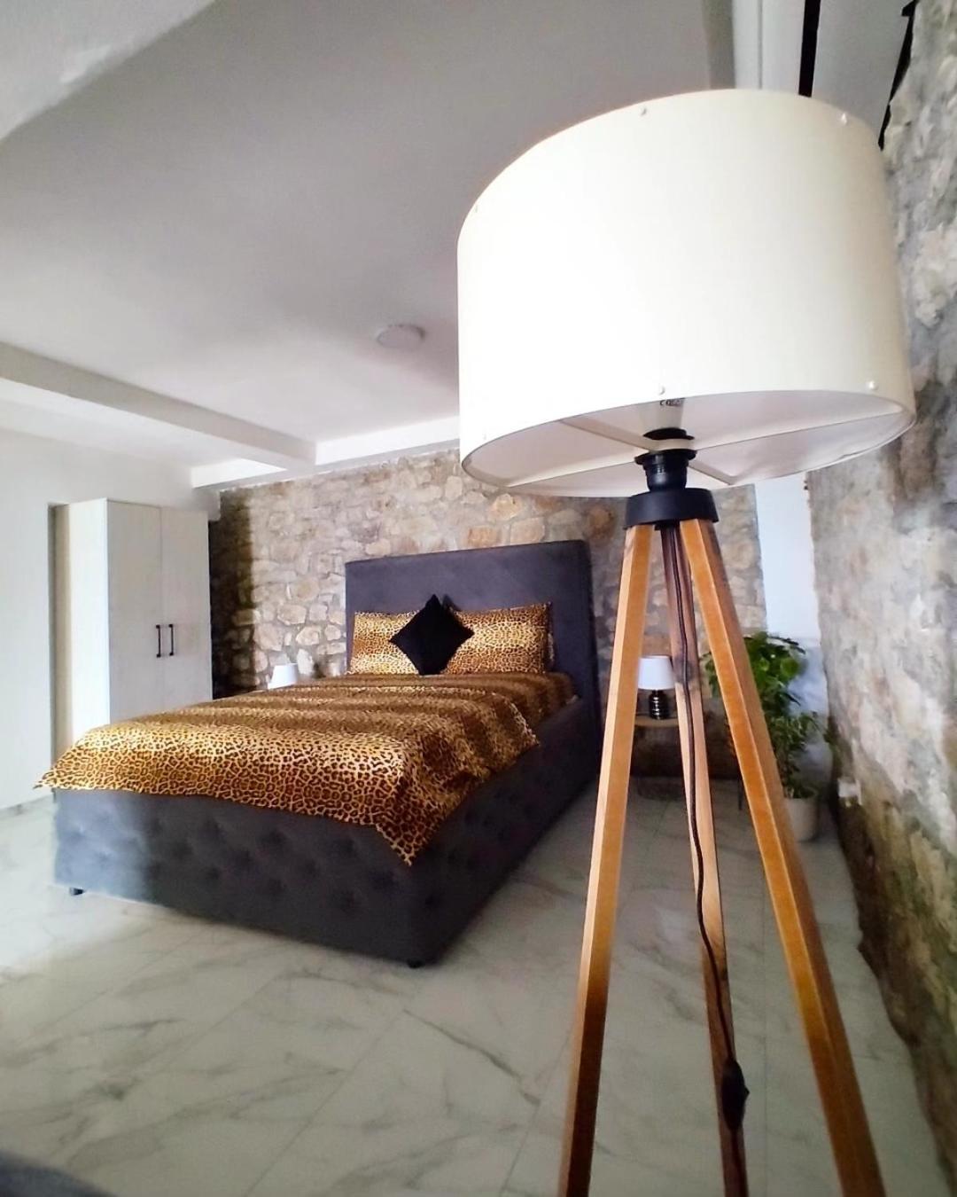 Apartmani Dumezic バール 部屋 写真