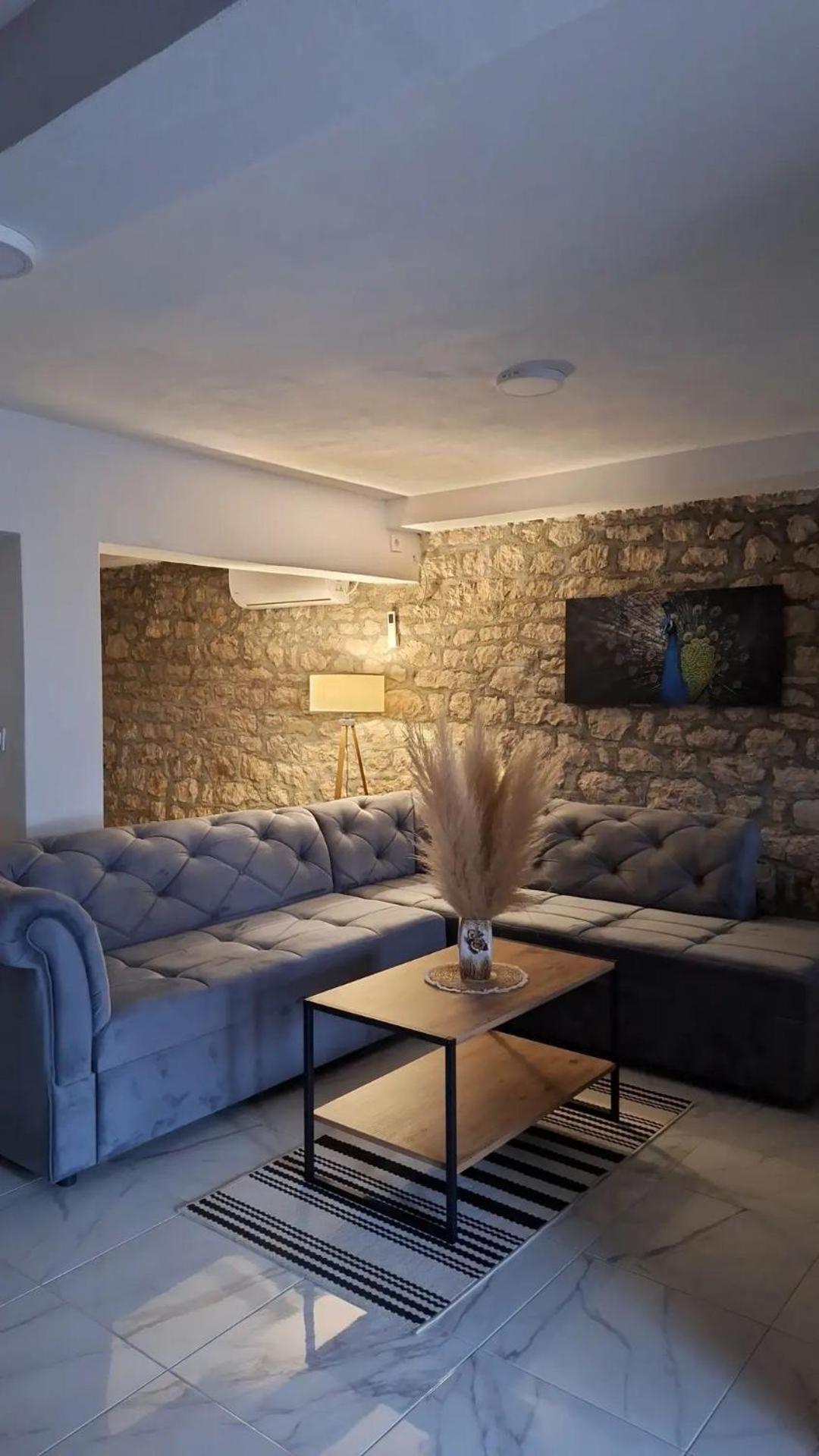 Apartmani Dumezic バール 部屋 写真